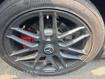 2016 Mercedes-Benz AMG S 63 4MATIC Sedan – miniatura 10