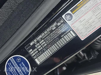 2016 Mercedes-Benz AMG S 63 4MATIC Sedan – miniatura 18
