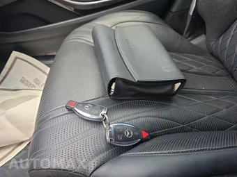 2016 Mercedes-Benz AMG S 63 4MATIC Sedan – miniatura 23