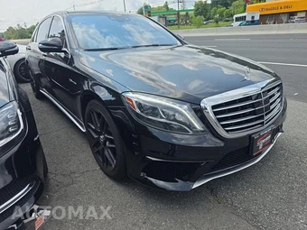 2016 Mercedes-Benz AMG S 63 4MATIC Sedan – miniatura 3