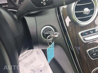 2016 Mercedes-Benz C 300 4MATIC – miniatura 8