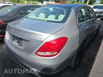 2016 Mercedes-Benz C 300 4MATIC – miniatura 3