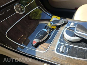 2016 Mercedes-Benz C 300 4MATIC – miniatura 8