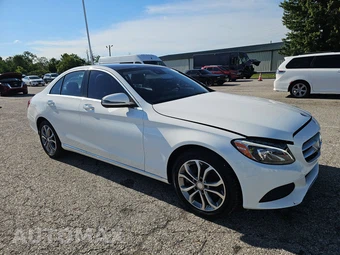 2016 Mercedes-Benz C 300 4MATIC - miniatura 3
