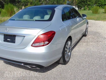 2016 Mercedes-Benz C 300 4MATIC – miniatura 11