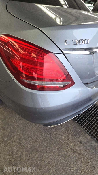 2016 Mercedes-Benz C 300 4MATIC w/Luxury Pkg – miniatura 23