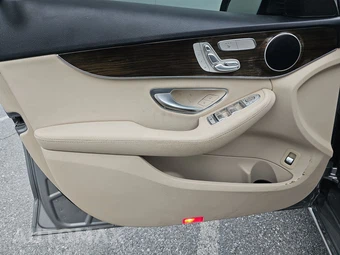 2016 Mercedes-Benz C 300 4MATIC w/Luxury Pkg – miniatura 9