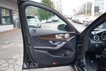 2016 Mercedes-Benz C 300 4MATIC w/Sport Pkg - miniatura 16
