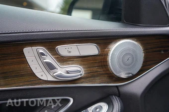 2016 Mercedes-Benz C 300 4MATIC w/Sport Pkg - miniatura 17