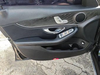 2016 Mercedes-Benz C 300 – miniatura 24