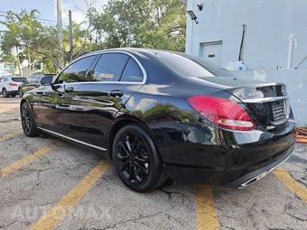 2016 Mercedes-Benz C 300 – miniatura 35