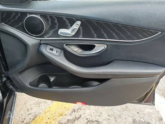 2016 Mercedes-Benz C 300 – miniatura 48