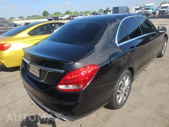 2016 Mercedes-Benz C 300 - miniatura 4
