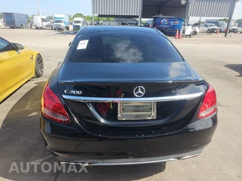 2016 Mercedes-Benz C 300 - miniatura 5