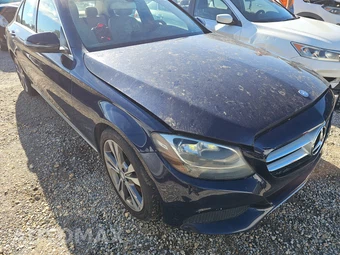 2016 Mercedes-Benz C 300 - miniatura 3