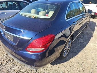 2016 Mercedes-Benz C 300 - miniatura 4