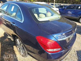2016 Mercedes-Benz C 300 - miniatura 6