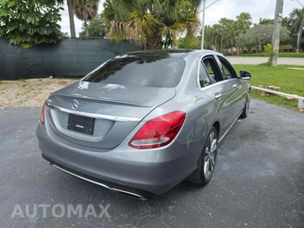 2016 Mercedes-Benz C 300 – miniatura 3