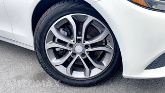 2016 Mercedes-Benz C 300 - miniatura 4