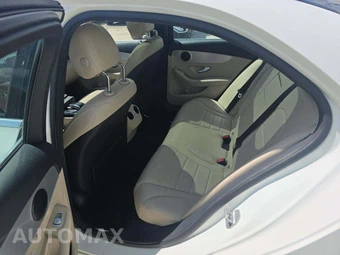 2016 Mercedes-Benz C 300 - miniatura 10