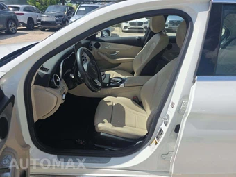 2016 Mercedes-Benz C 300 - miniatura 3