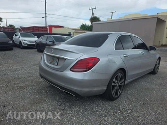 2016 Mercedes-Benz C 300 - miniatura 3