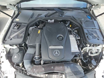 2016 Mercedes-Benz C 300 – miniatura 15