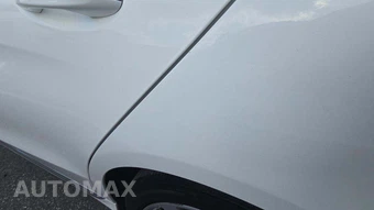 2016 Mercedes-Benz C 300 – miniatura 23