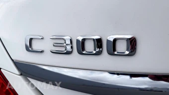 2016 Mercedes-Benz C-Class C 300 4dr Sedan - miniatura 15
