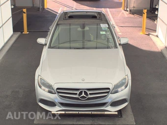 2016 Mercedes-Benz C-Class Sedan C 300 – miniatura 2
