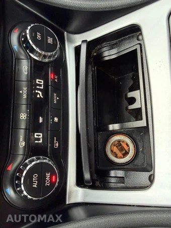 2016 Mercedes-Benz CLA 250 4MATIC - miniatura 102