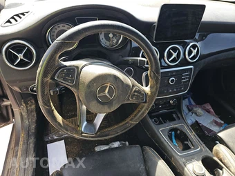 2016 Mercedes-Benz CLA 250 4MATIC - miniatura 11