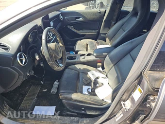 2016 Mercedes-Benz CLA 250 4MATIC - miniatura 7
