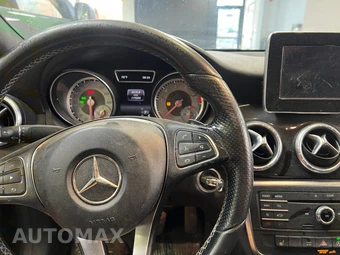 2016 Mercedes-Benz CLA 250 4MATIC - miniatura 10