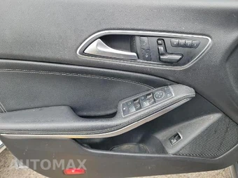 2016 Mercedes-Benz CLA 250 4MATIC - miniatura 13