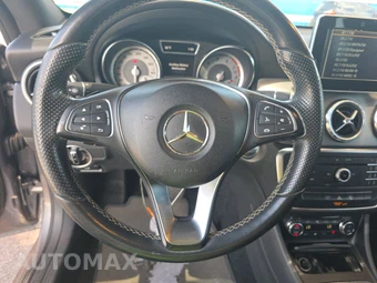 2016 Mercedes-Benz CLA 250 – miniatura 10