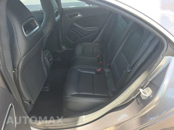 2016 Mercedes-Benz CLA 250 – miniatura 13