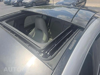 2016 Mercedes-Benz CLA 250 – miniatura 12
