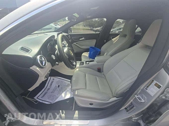 2016 Mercedes-Benz CLA 250 – miniatura 6