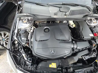2016 Mercedes-Benz CLA 250 - miniatura 27