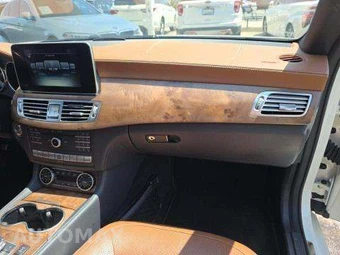 2016 Mercedes-Benz CLS 550 – miniatura 19