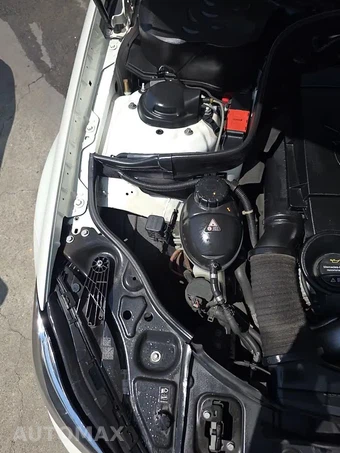 2016 Mercedes-Benz CLS 550 – miniatura 23