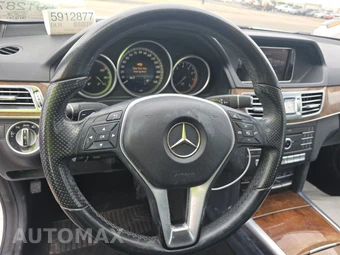 2016 Mercedes-Benz E 350 Luxury 4MATIC Sedan – miniatura 10