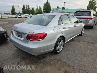 2016 Mercedes-Benz E 350 Luxury 4MATIC Sedan - miniatura 4