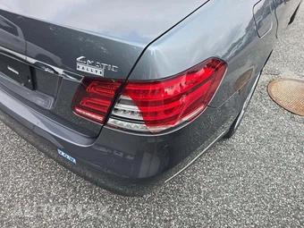 2016 Mercedes-Benz E 350 Luxury 4MATIC Sedan - miniatura 26