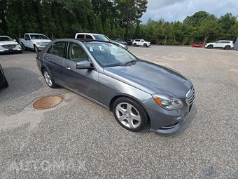 2016 Mercedes-Benz E 350 Luxury 4MATIC Sedan - miniatura 4