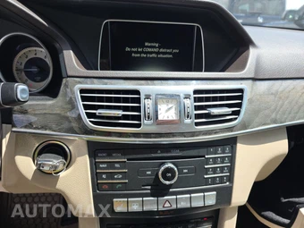 2016 Mercedes-Benz E 350 Sport 4MATIC Sedan - miniatura 11
