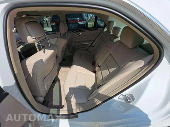 2016 Mercedes-Benz E 350 Sport 4MATIC Sedan - miniatura 13