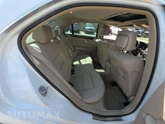 2016 Mercedes-Benz E 350 Sport 4MATIC Sedan - miniatura 16