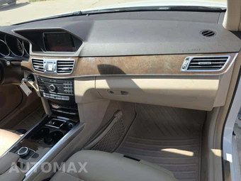 2016 Mercedes-Benz E 350 Sport 4MATIC Sedan - miniatura 19